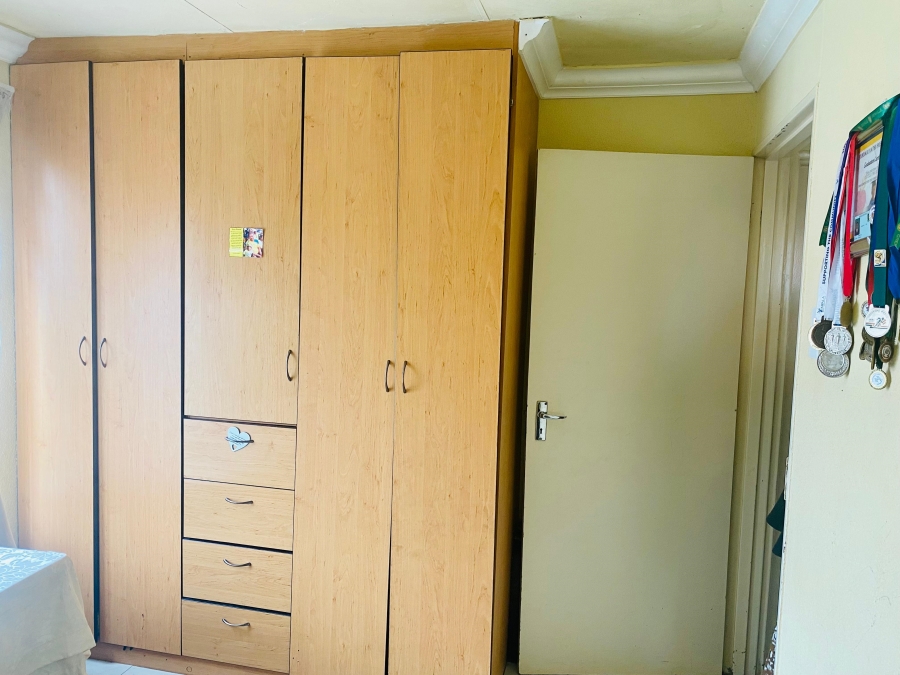 To Let 3 Bedroom Property for Rent in Geelhoutpark North West